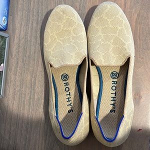 Rothy’s giraffe loafers